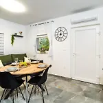 Luca - Apartment *