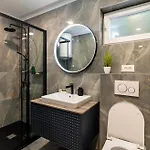 Luca - Apartament Pridraga