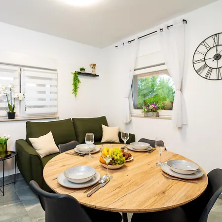 Appartement Luca - Pridraga