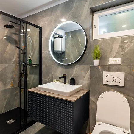 Luca - Appartement Pridraga